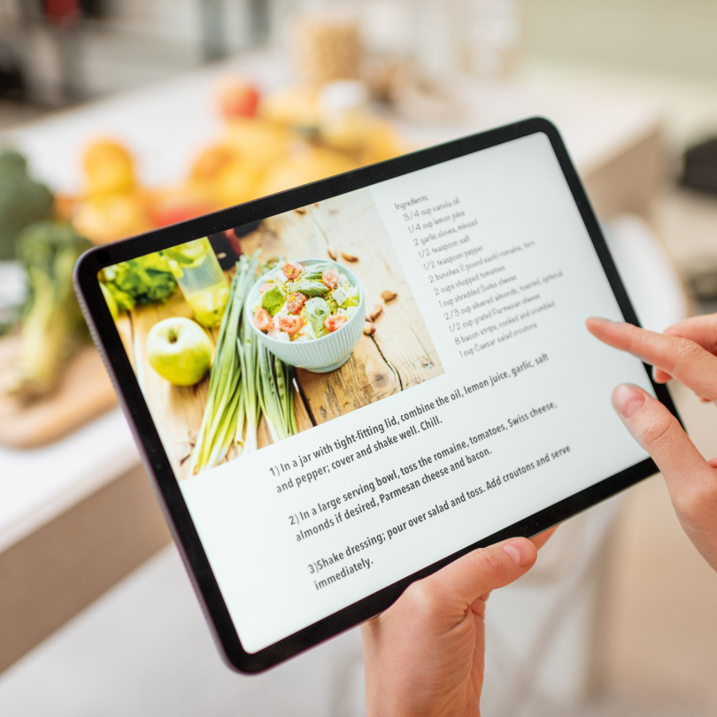 DIGITAL NUTRITION GUIDE: 30+ Recipes, Foods & Tips to Balance Blood Sugar